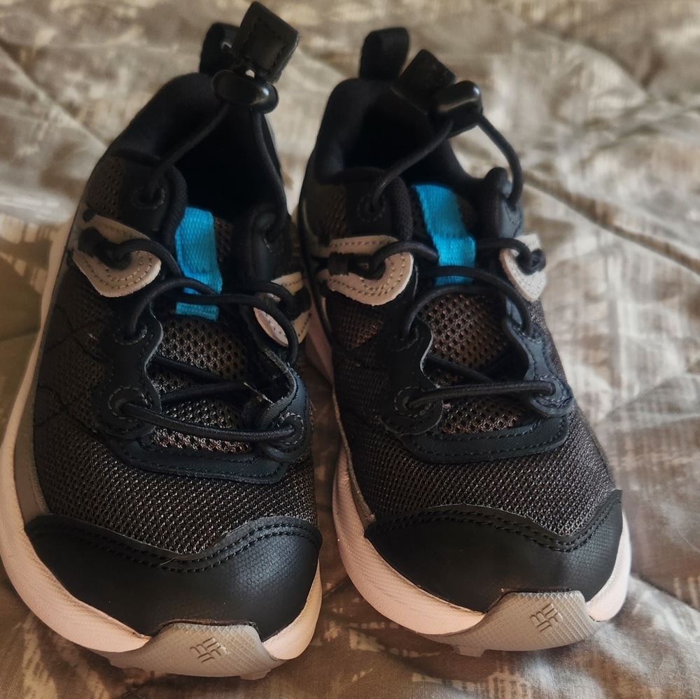 Columbia boys sneakers size 12